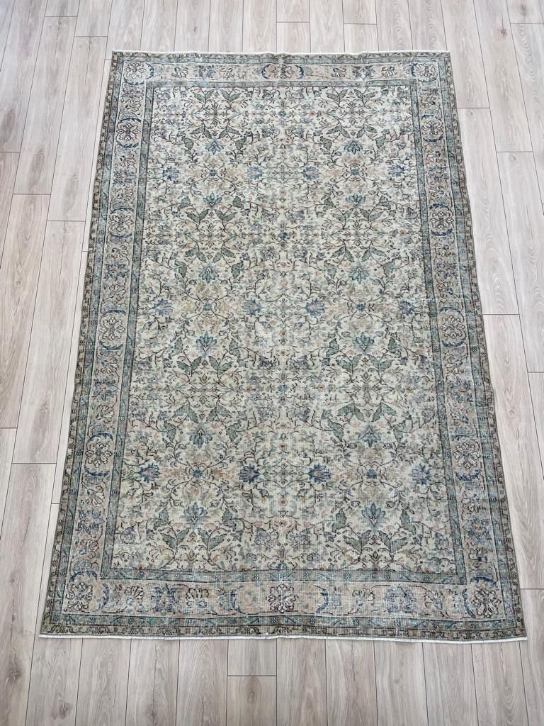 Anatolian Vintage rug